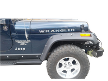 Cargar imagen en el visor de la galería, Burbujas faldones Jeep Wrangler rubicon CJ7
